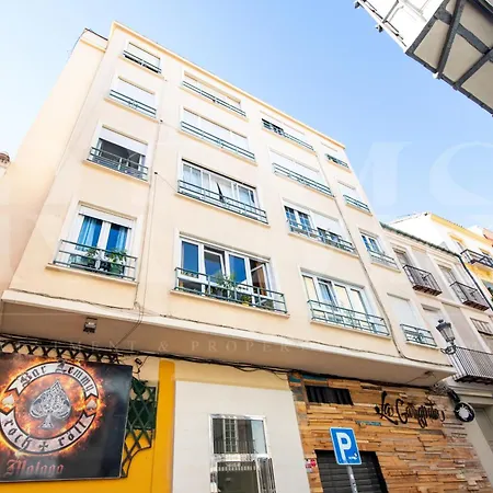 Apartment Minimalist In The Heart Of By Rems Malaga